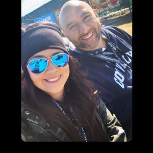 Meet your Posher, Stephanie